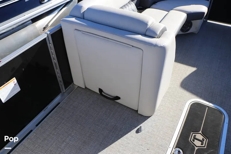 Slide: The Image of Harris Sunliner 230 2025 - 16180945