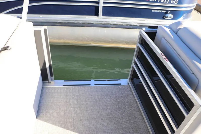 Slide: The Image of Harris Sunliner 230 2025 - 16180948