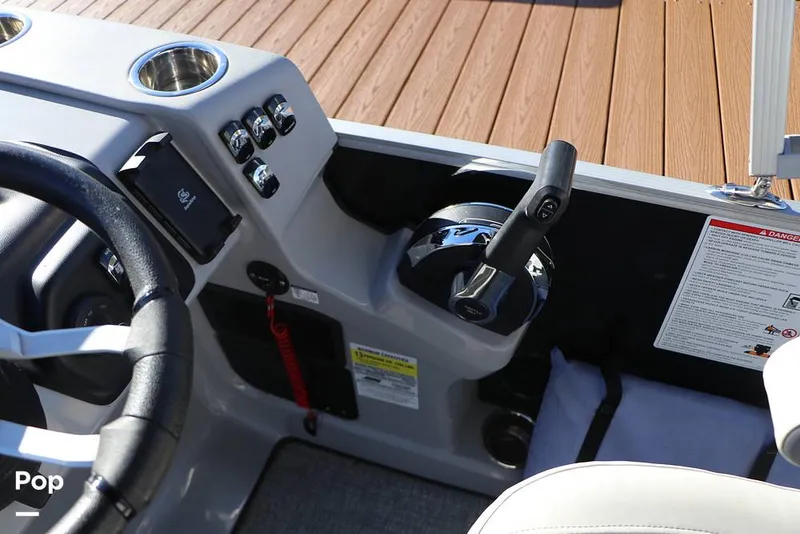 Slide: The Image of Harris Sunliner 230 2025 - 16180951