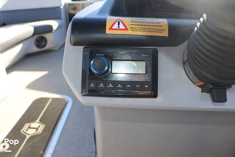 Slide: The Image of Harris Sunliner 230 2025 - 16180952