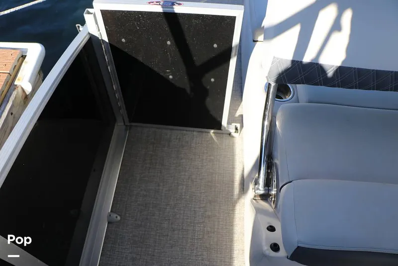 Slide: The Image of Harris Sunliner 230 2025 - 16180969