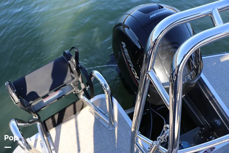 Slide: The Image of Harris Sunliner 230 2025 - 16180970