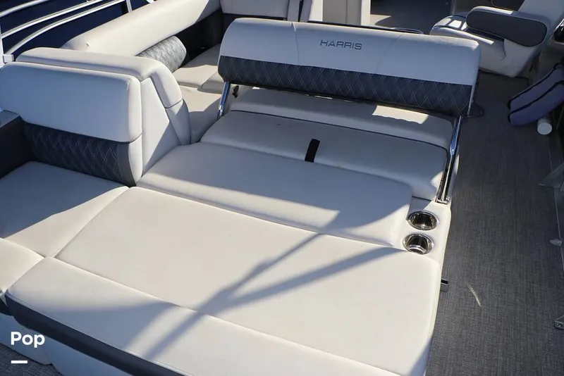 Slide: The Image of Harris Sunliner 230 2025 - 16180973