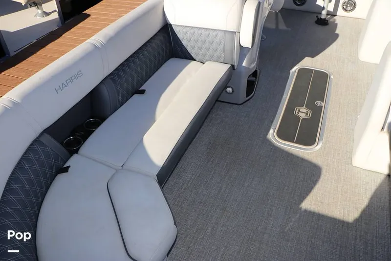 Slide: The Image of Harris Sunliner 230 2025 - 16180935