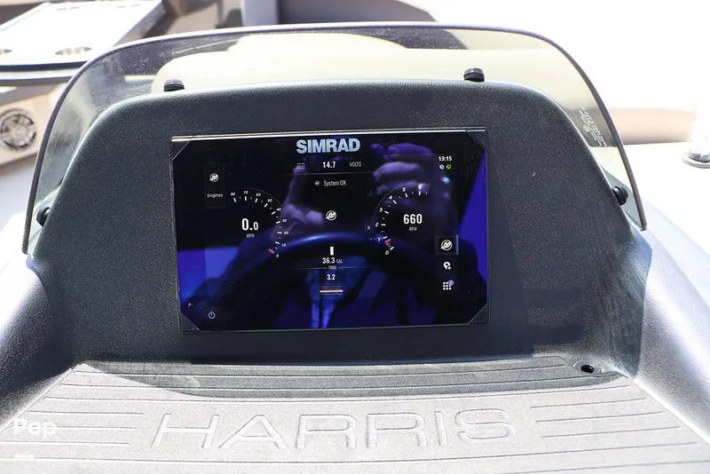 Slide: The Image of Harris Cruiser 230 2025 - 16330318