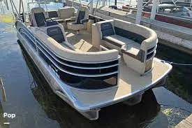 Slide: The Image of Harris Cruiser 230 2025 - 16264575