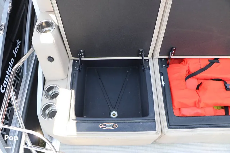 Slide: The Image of Harris Cruiser 230 2025 - 16330326