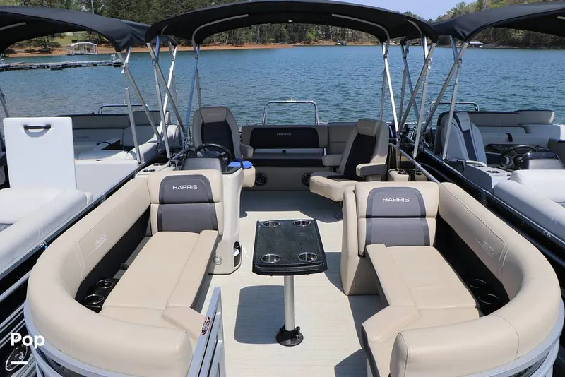 Slide: The Image of Harris Cruiser 230 2025 - 16330292