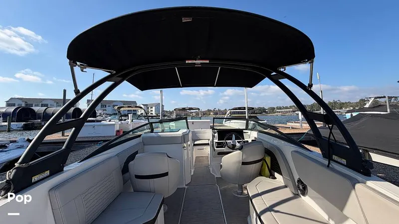 Slide: The Image of Sea Ray SPX 230 2022 - 16154226