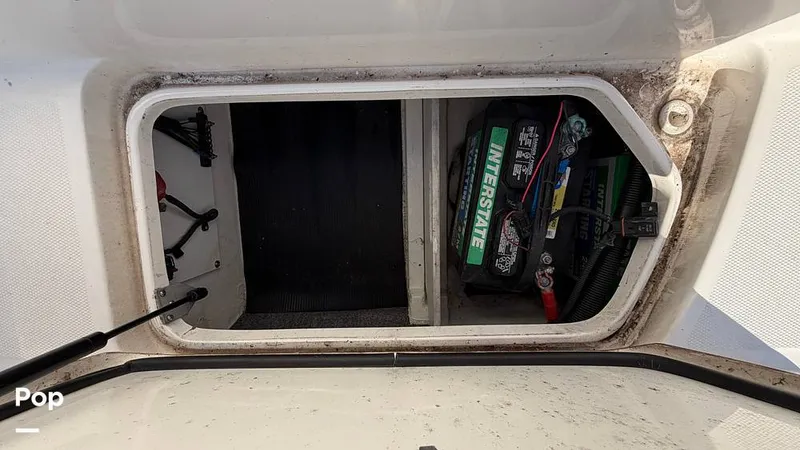 Slide: The Image of Sea Ray SPX 230 2022 - 16154233