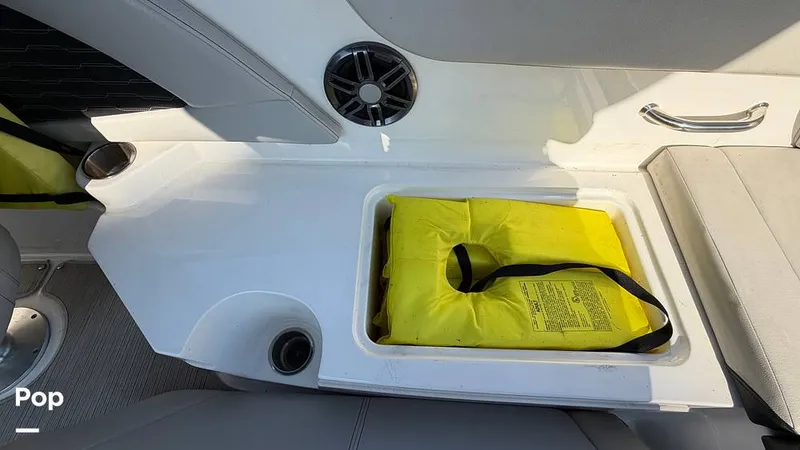 Slide: The Image of Sea Ray SPX 230 2022 - 16154249