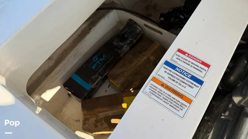 Slide: The Image of Sea Ray SPX 230 2022 - 16154257