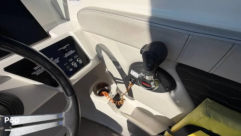 Slide: The Image of Sea Ray SPX 230 2022 - 16154267