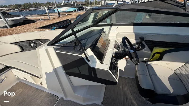 Slide: The Image of Sea Ray SPX 230 2022 - 16154269