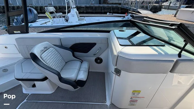 Slide: The Image of Sea Ray SPX 230 2022 - 16154271