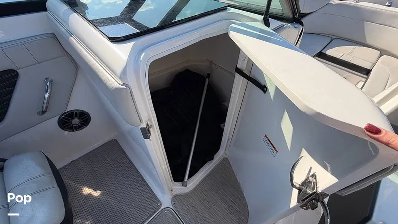 Slide: The Image of Sea Ray SPX 230 2022 - 16154273