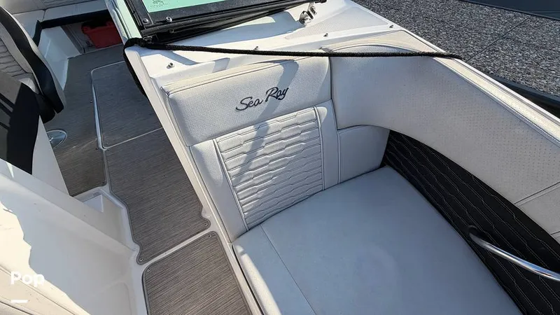 Slide: The Image of Sea Ray SPX 230 2022 - 16154276