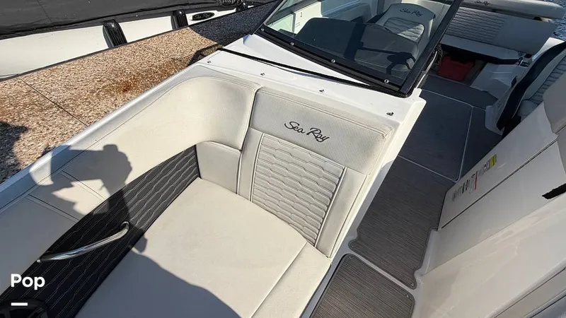 Slide: The Image of Sea Ray SPX 230 2022 - 16154282