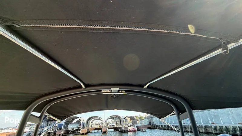 Slide: The Image of Sea Ray SPX 230 2022 - 16154290