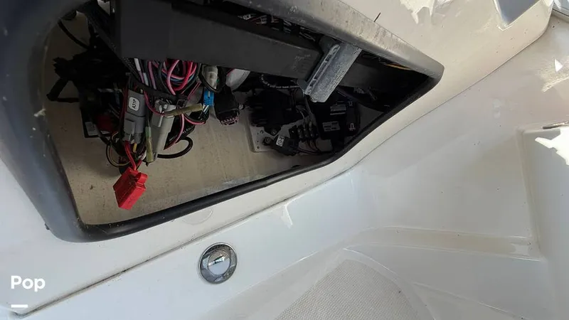 Slide: The Image of Sea Ray SPX 230 2022 - 16154314