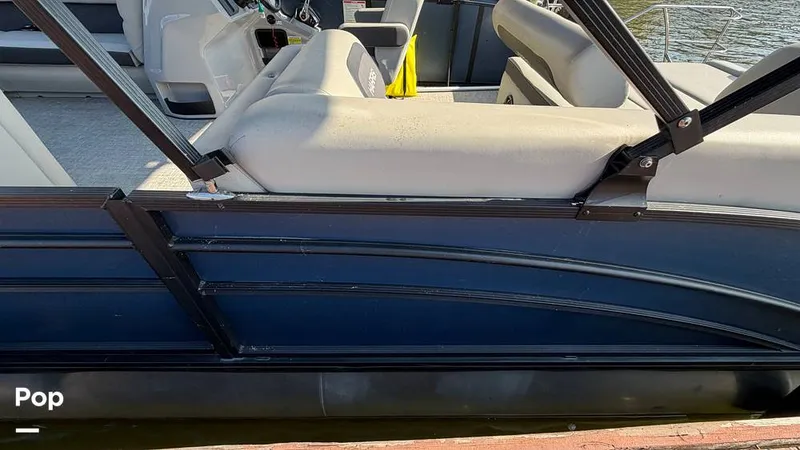 Slide: The Image of Harris Cruiser 230 2024 - 16155407