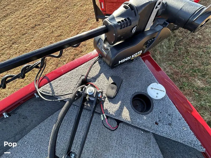 Slide: The Image of Tracker V175 Pro Guide 2022 - 16153757