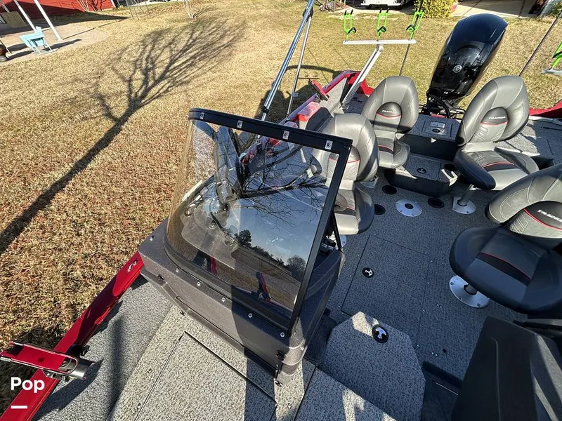 Slide: The Image of Tracker V175 Pro Guide 2022 - 16153769