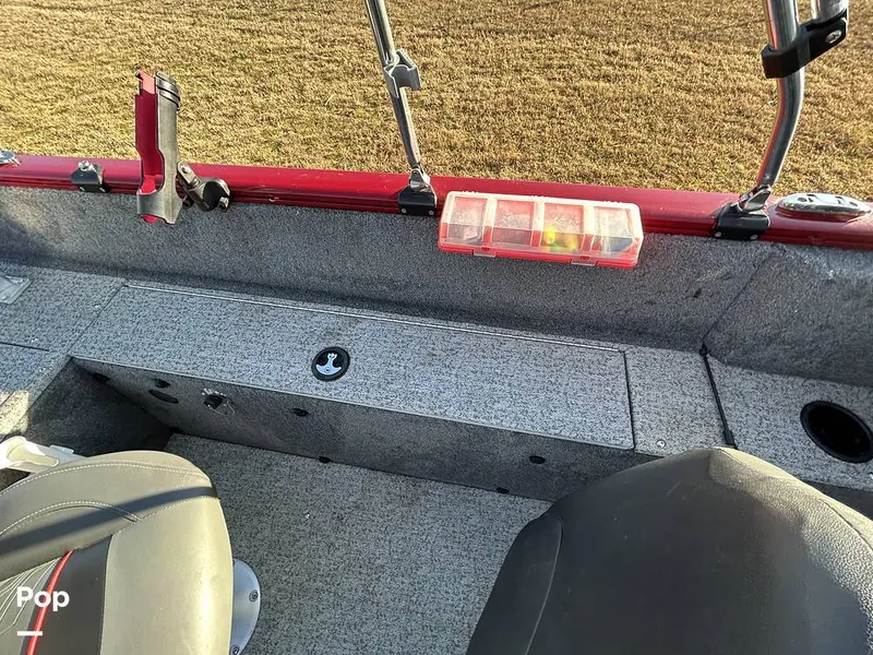 Slide: The Image of Tracker V175 Pro Guide 2022 - 16153801