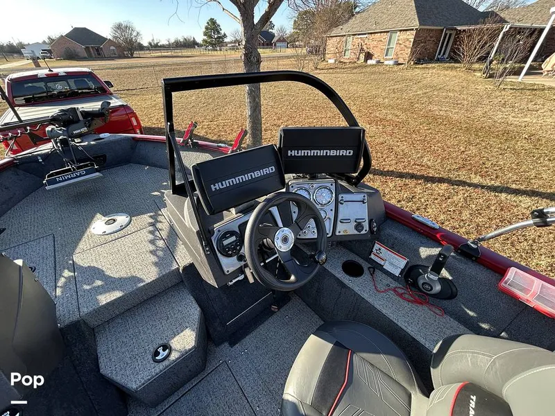 Slide: The Image of Tracker V175 Pro Guide 2022 - 16153773