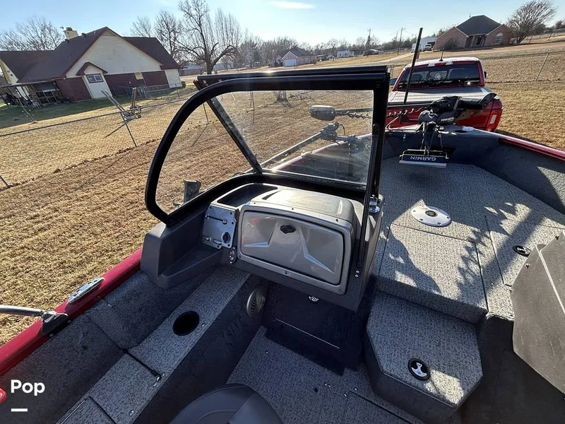 Slide: The Image of Tracker V175 Pro Guide 2022 - 16153774