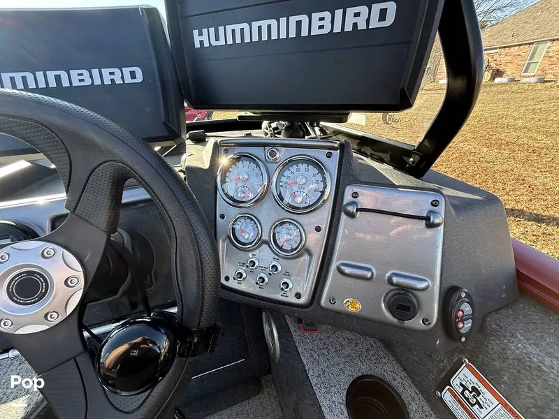 Slide: The Image of Tracker V175 Pro Guide 2022 - 16153780