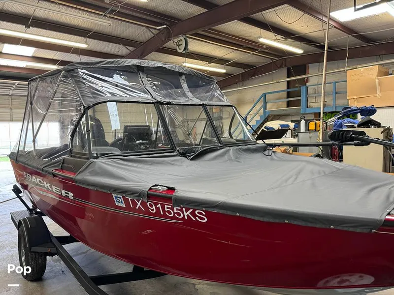 Slide: The Image of Tracker V175 Pro Guide 2022 - 16179011