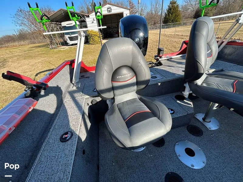 Slide: The Image of Tracker V175 Pro Guide 2022 - 16153795