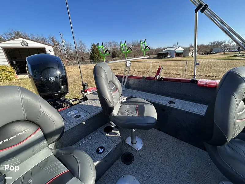 Slide: The Image of Tracker V175 Pro Guide 2022 - 16153796