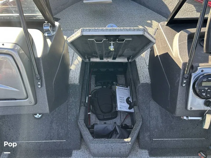 Slide: The Image of Tracker V175 Pro Guide 2022 - 16153670