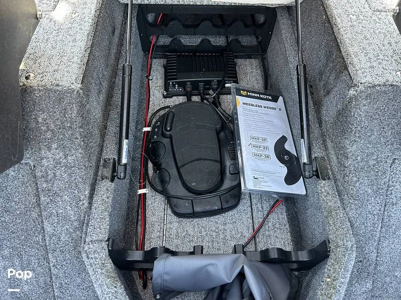 Slide: The Image of Tracker V175 Pro Guide 2022 - 16153671