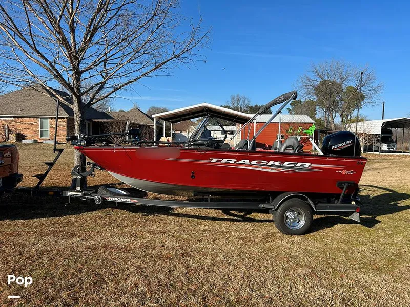 Slide: The Image of Tracker V175 Pro Guide 2022 - 16153677