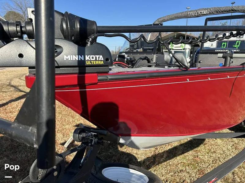 Slide: The Image of Tracker V175 Pro Guide 2022 - 16153684