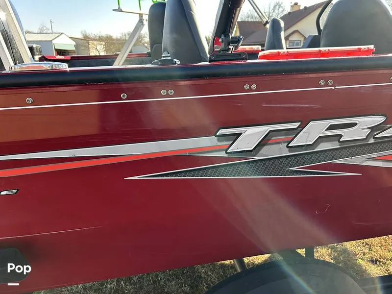 Slide: The Image of Tracker V175 Pro Guide 2022 - 16153695