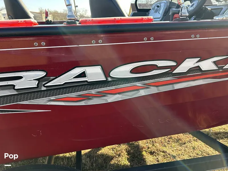 Slide: The Image of Tracker V175 Pro Guide 2022 - 16153696