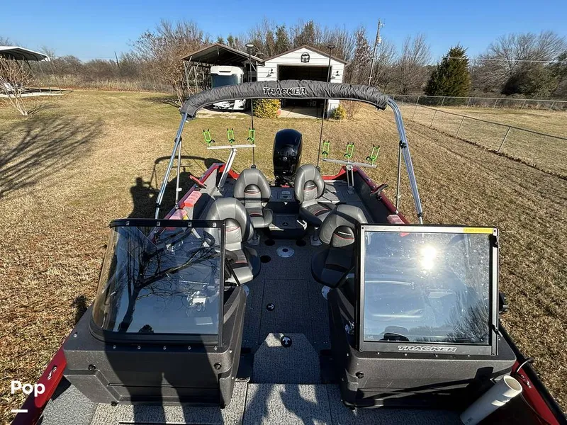 Slide: The Image of Tracker V175 Pro Guide 2022 - 16153767