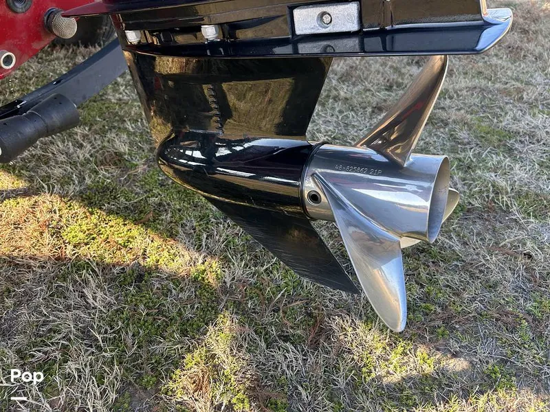 Slide: The Image of Tracker V175 Pro Guide 2022 - 16153729