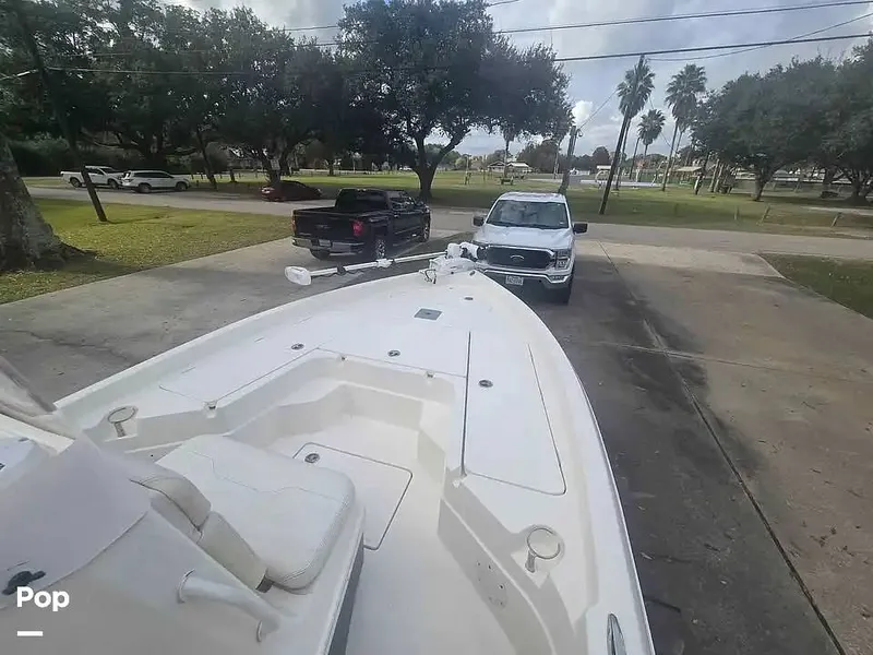 Slide: The Image of Casting Deck &amp; Storage Compartments - 16157390