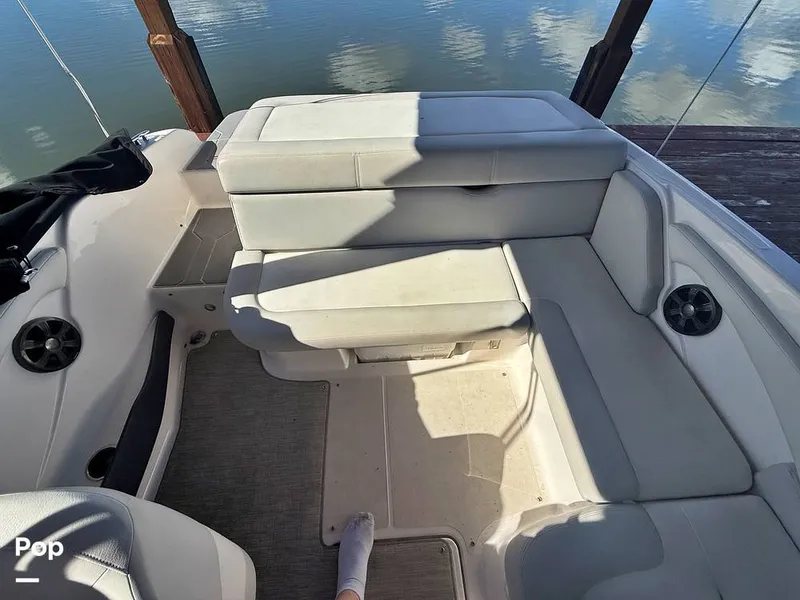 Slide: The Image of Regal 1900 ES 2017 - 16171278