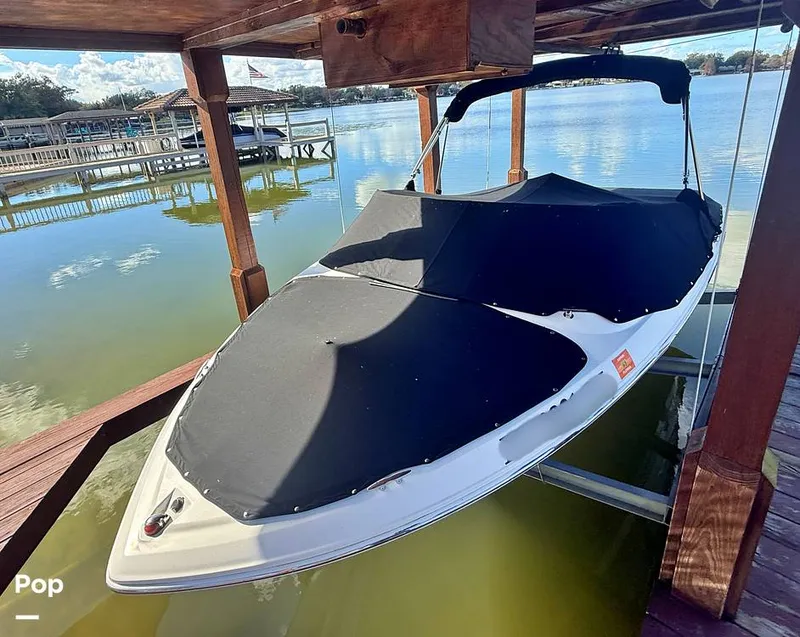 Slide: The Image of Regal 1900 ES 2017 - 16171268