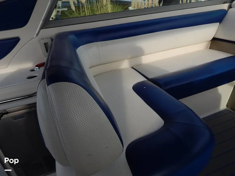 Slide: The Image of Bayliner Avanti 4085 1999 - 16144634