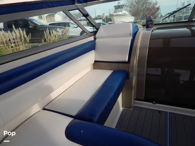 Slide: The Image of Bayliner Avanti 4085 1999 - 16144635