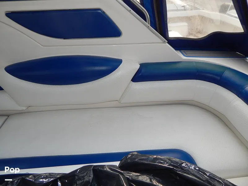 Slide: The Image of Bayliner Avanti 4085 1999 - 16144637