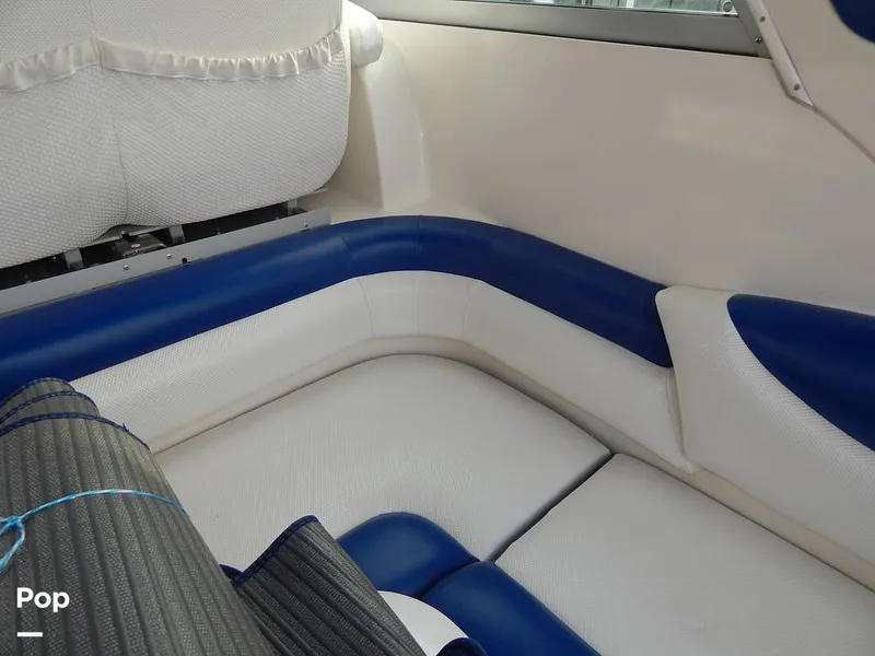 Slide: The Image of Bayliner Avanti 4085 1999 - 16144638