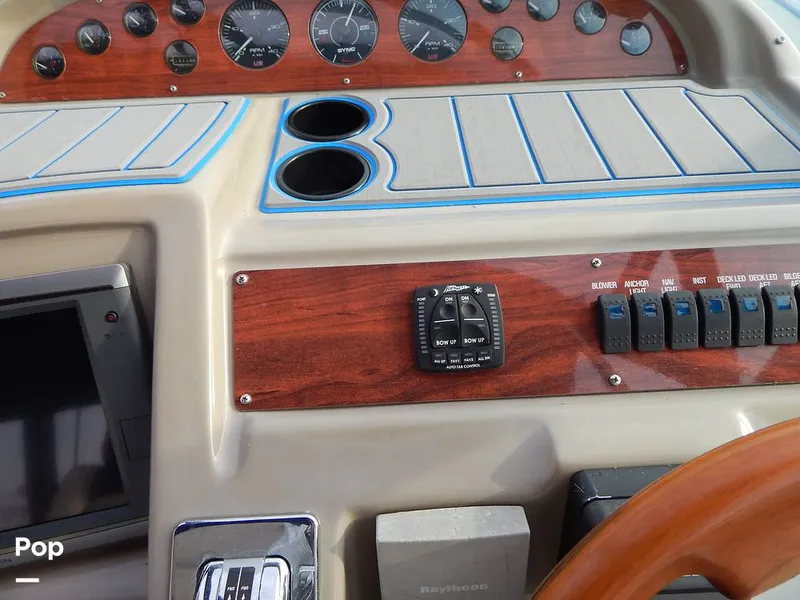 Slide: The Image of Bayliner Avanti 4085 1999 - 16144643